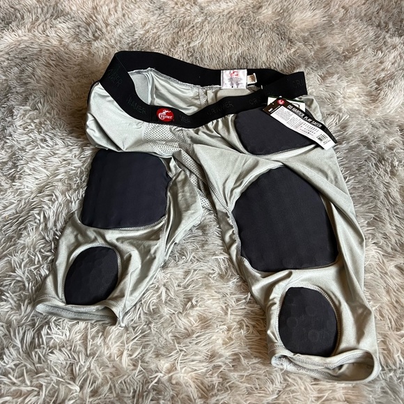 NWT‎ Cramer Skill 7 gray and black 7 pad football girdle - Picture 2 of 6